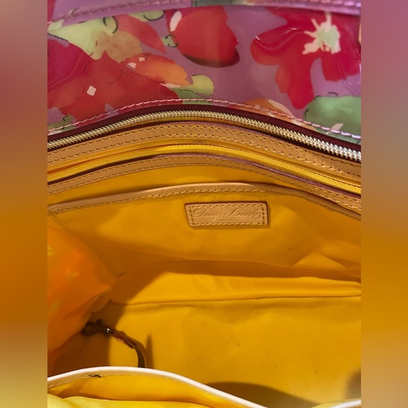 Dooney & Bourke Rose Garden Pink Leisure Bag - Picture 6 of 7